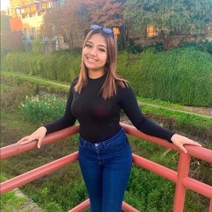 Meet your Posher, Jocelyn